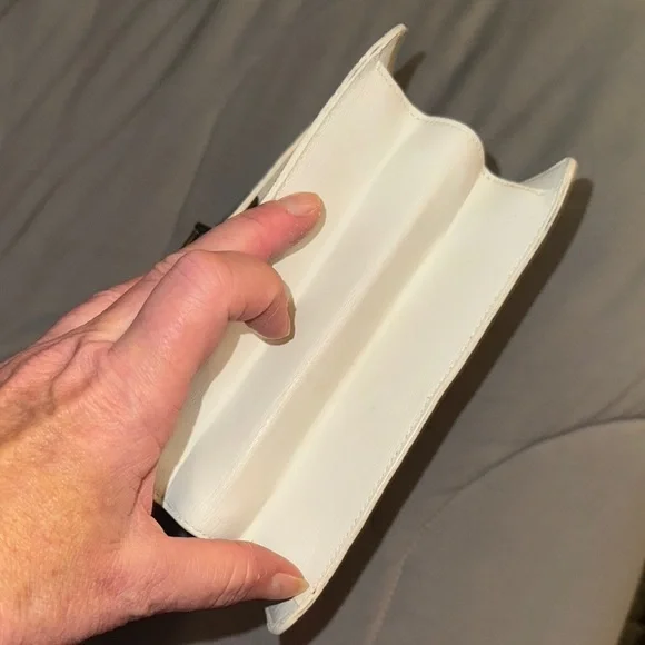 EUC Vintage Savatore Ferragamo White Textured Satchel Bag with Silver Hardware - Picture 11 of 14